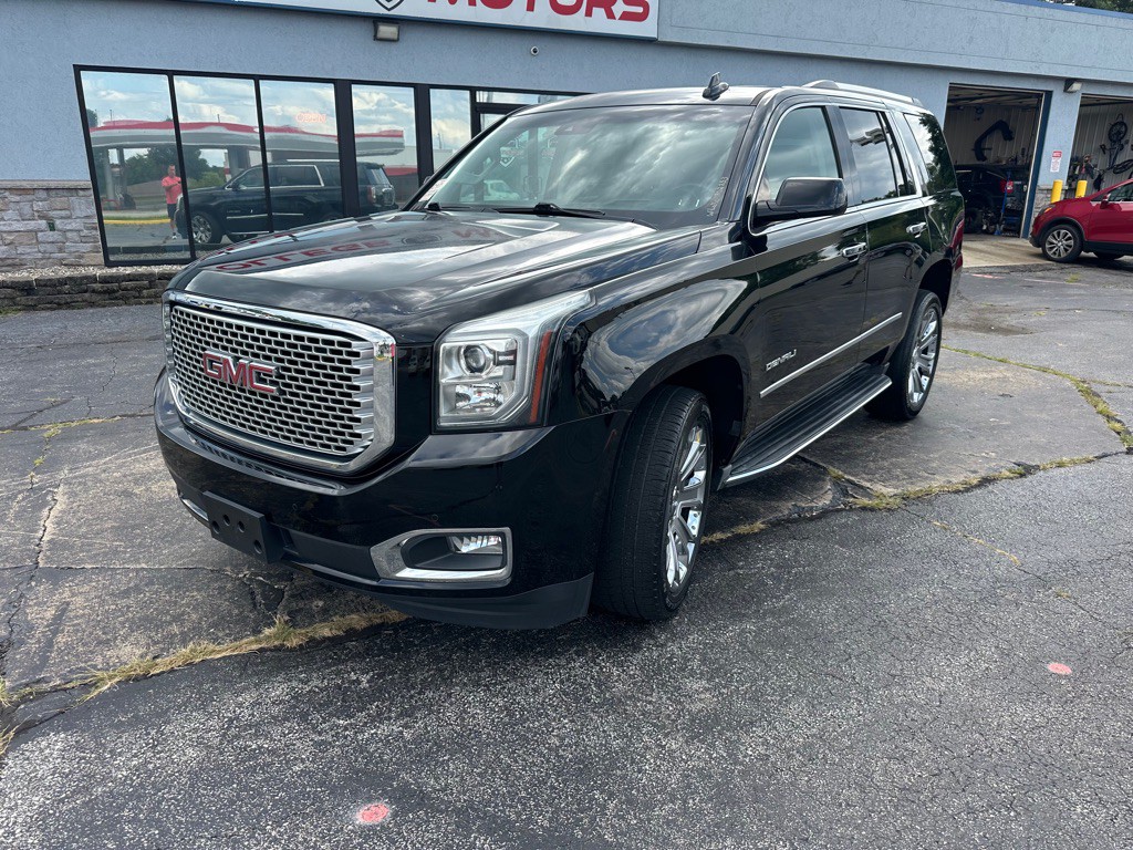 2016 GMC Yukon Image 2