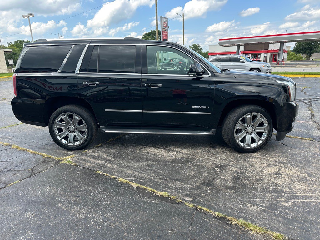 2016 GMC Yukon Image 6