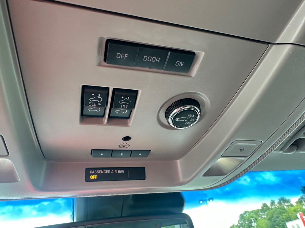 2016 GMC Yukon Image 33
