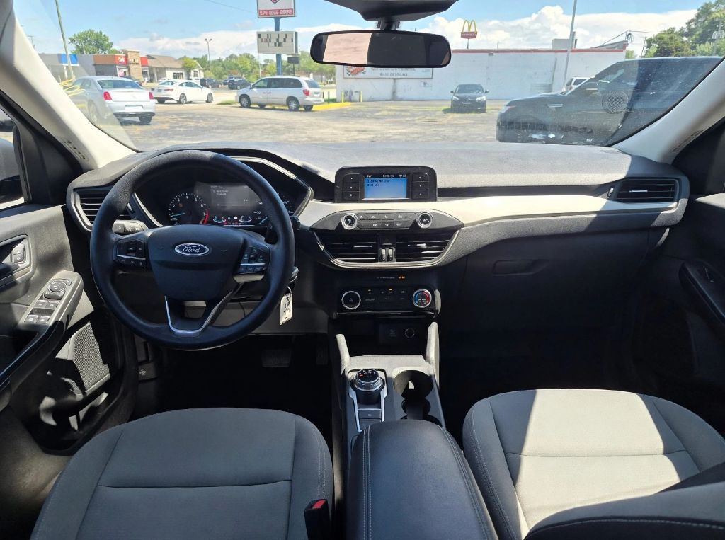 2021 Ford Escape Image 13