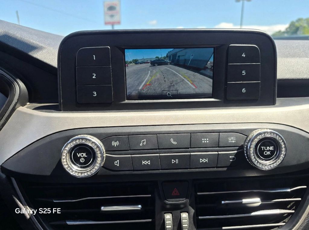 2021 Ford Escape Image 14