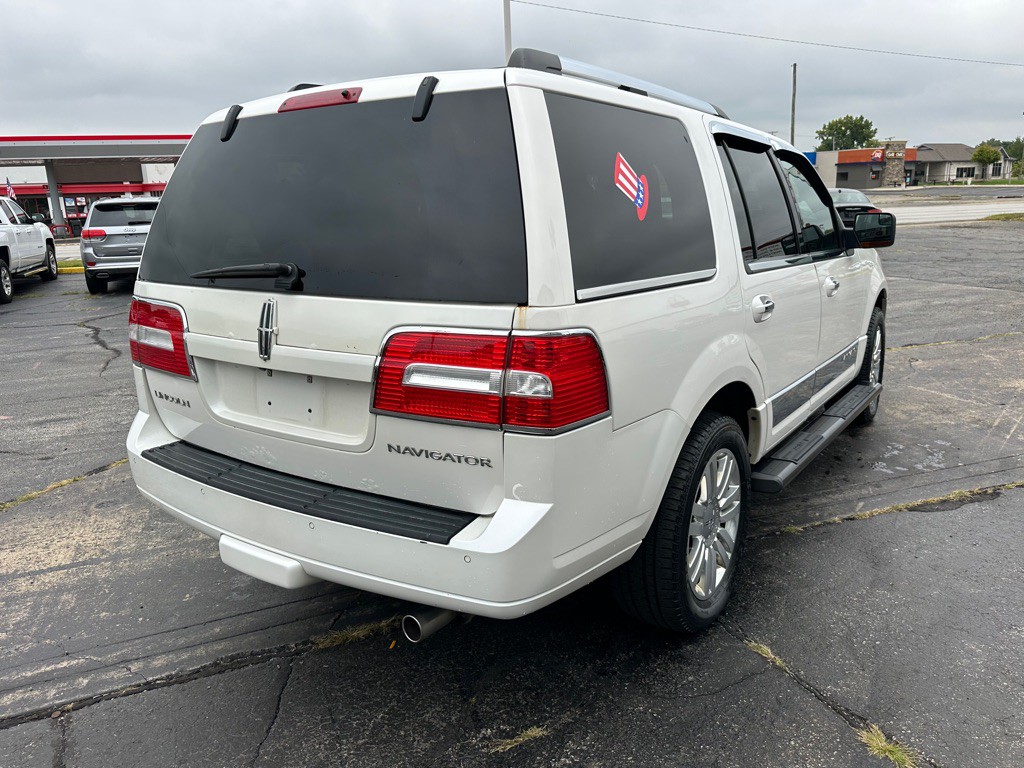 2013 Lincoln Navigator Image 7