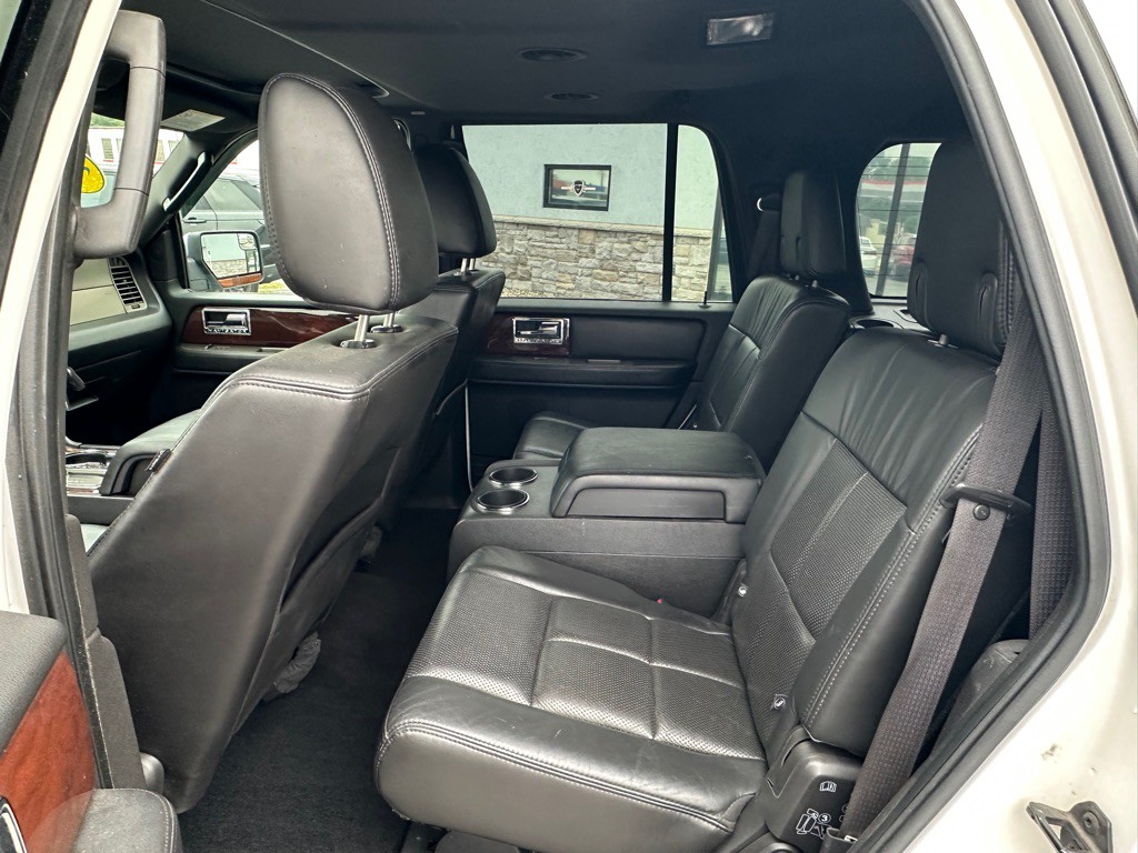 2013 Lincoln Navigator Image 14