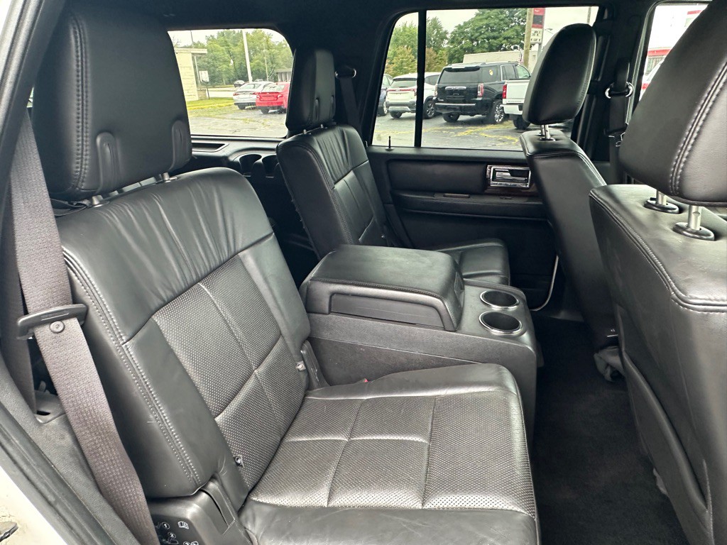 2013 Lincoln Navigator Image 20