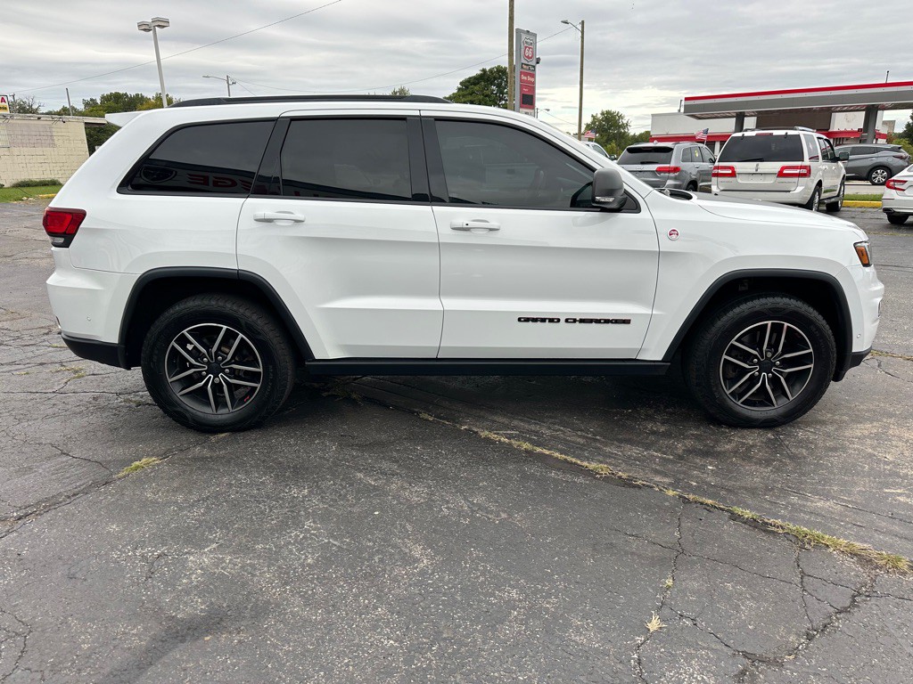 2019 Jeep Grand Cherokee Image 4