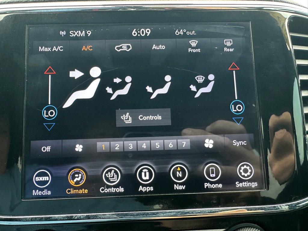 2019 Jeep Grand Cherokee Image 23