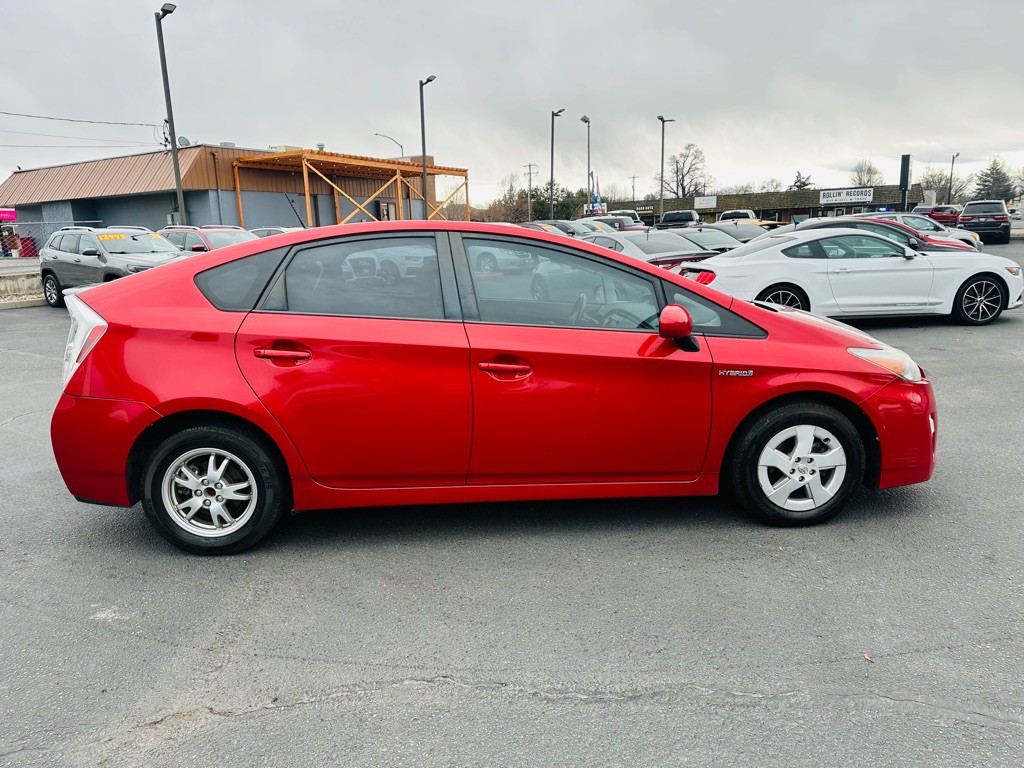 2010 Toyota Prius Image 8