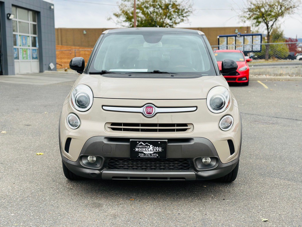 2014 FIAT 500L Image 2