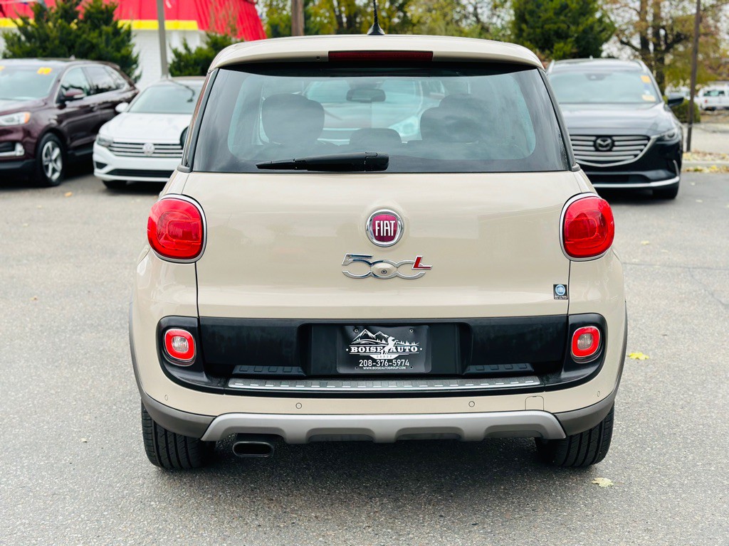 2014 FIAT 500L Image 6