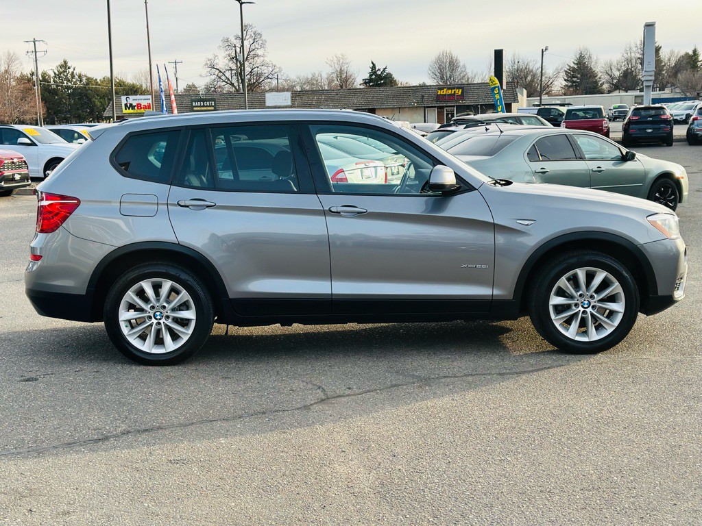 2017 BMW X3 Image 8