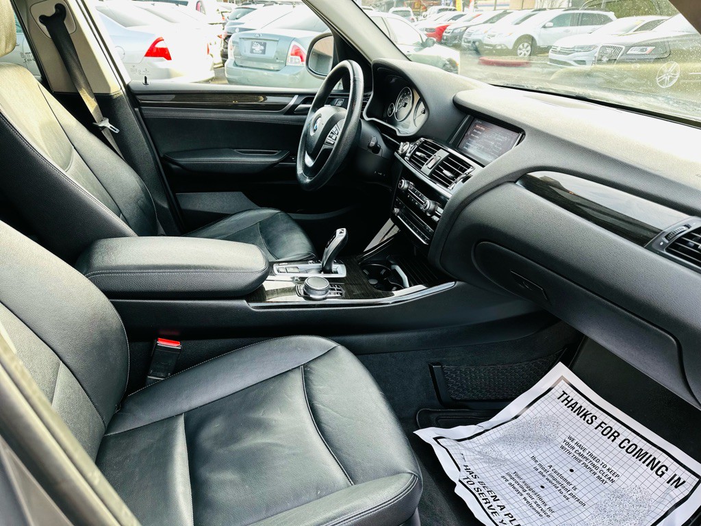 2017 BMW X3 Image 19