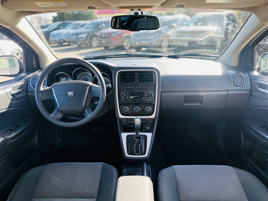 2011 Dodge Caliber Image 9