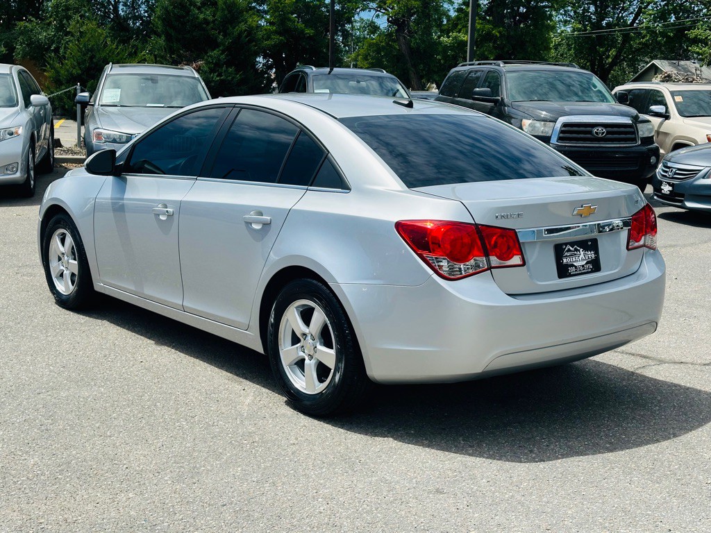 2014 Chevrolet Cruze Image 5