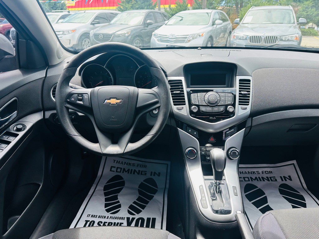 2014 Chevrolet Cruze Image 10