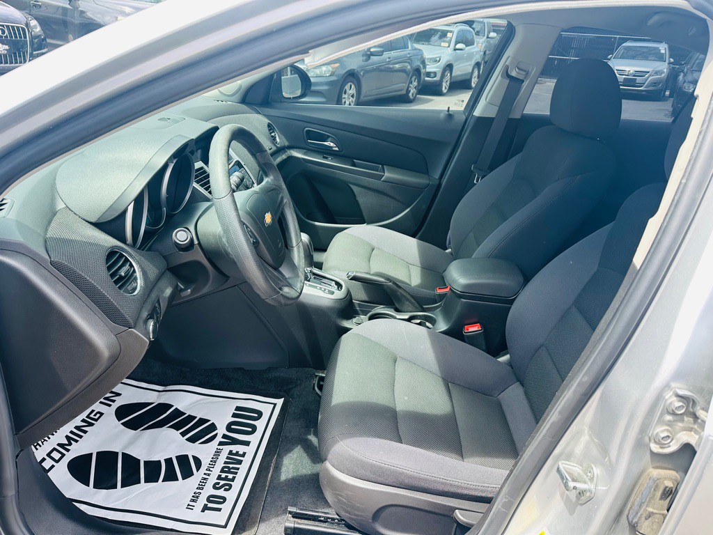 2014 Chevrolet Cruze Image 16