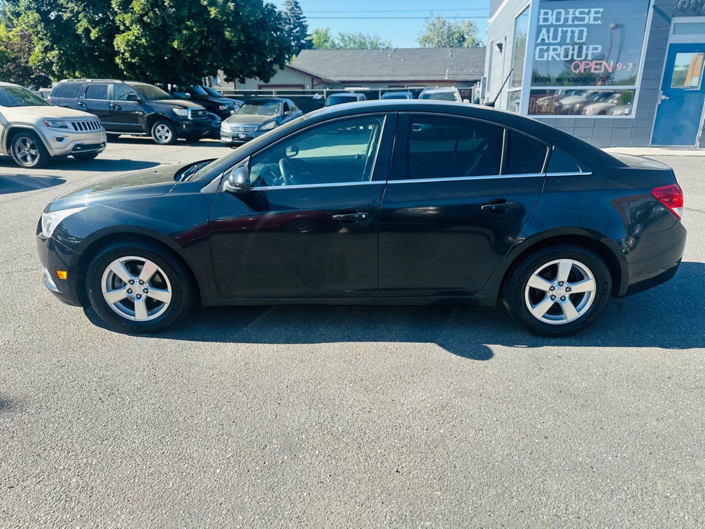 2012 Chevrolet Cruze Image 4