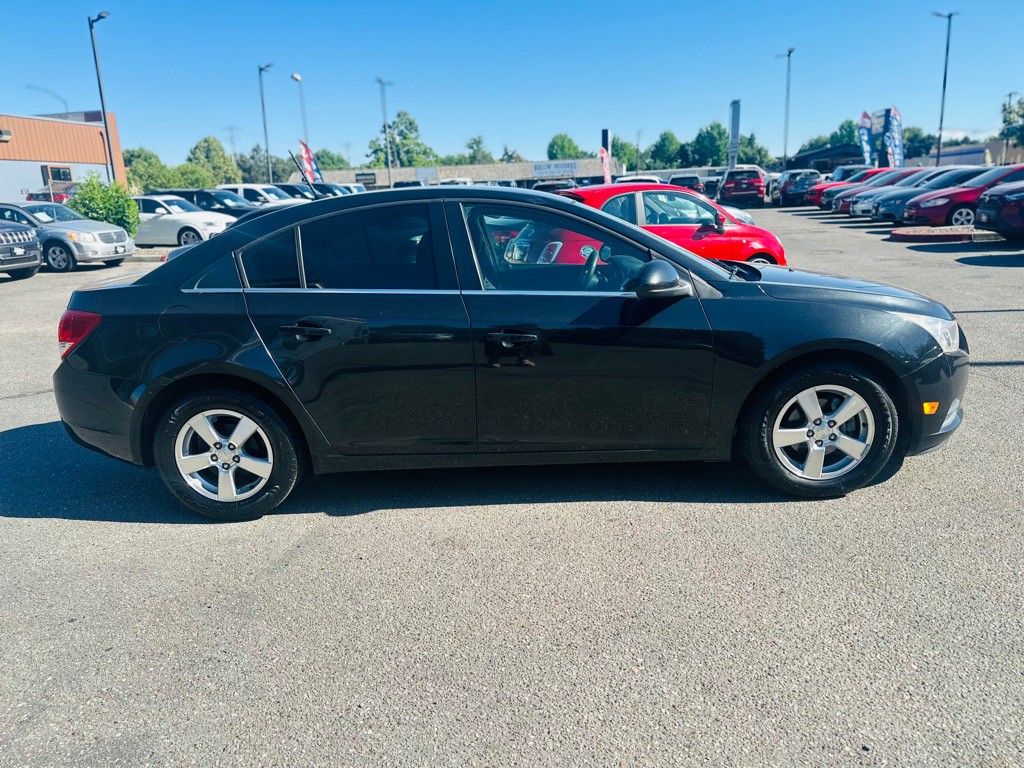 2012 Chevrolet Cruze Image 8
