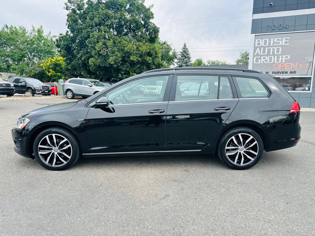2016 Volkswagen Golf Image 4