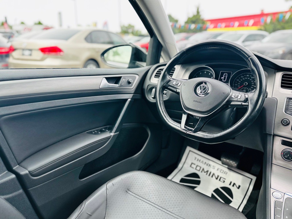 2016 Volkswagen Golf Image 14