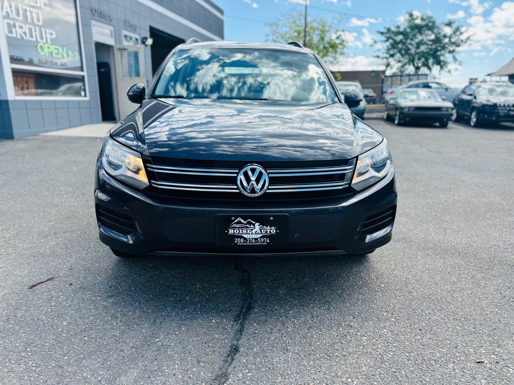 2016 Volkswagen Tiguan Image 2