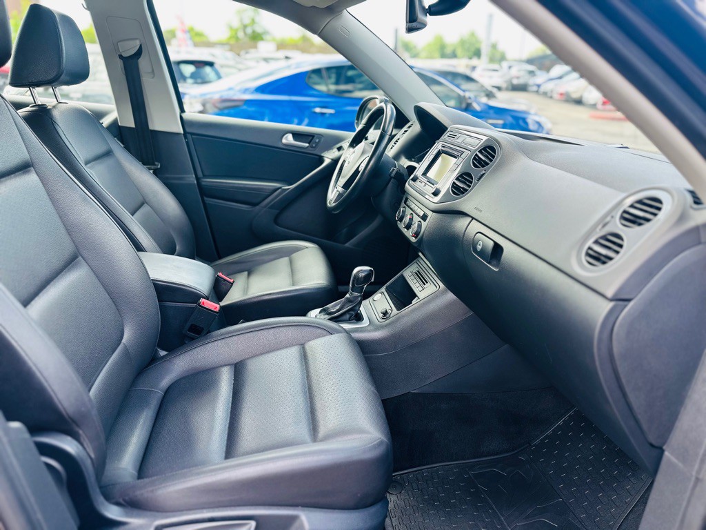 2016 Volkswagen Tiguan Image 9