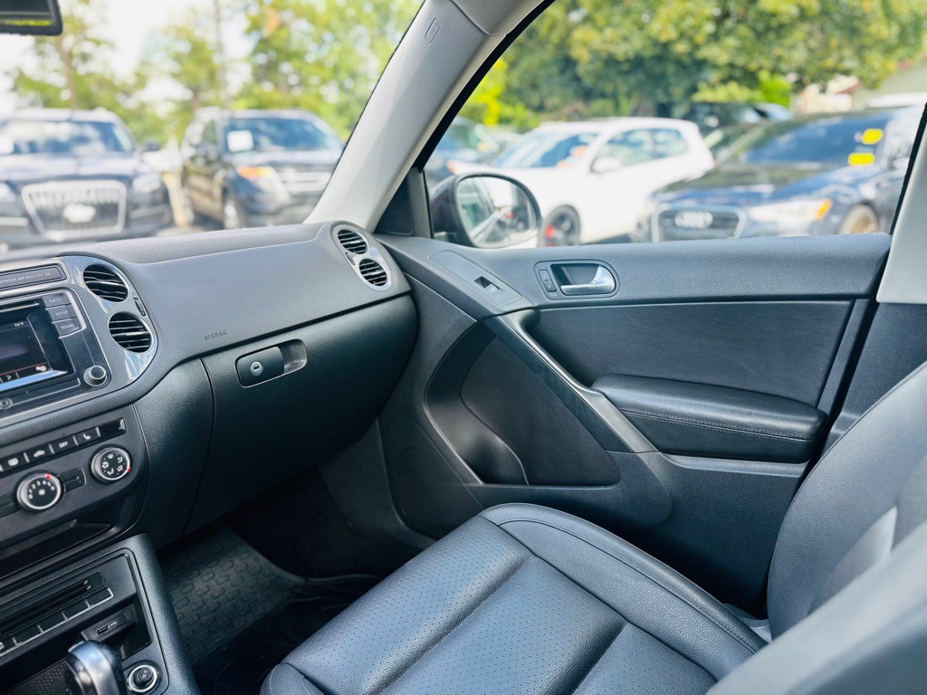 2016 Volkswagen Tiguan Image 13