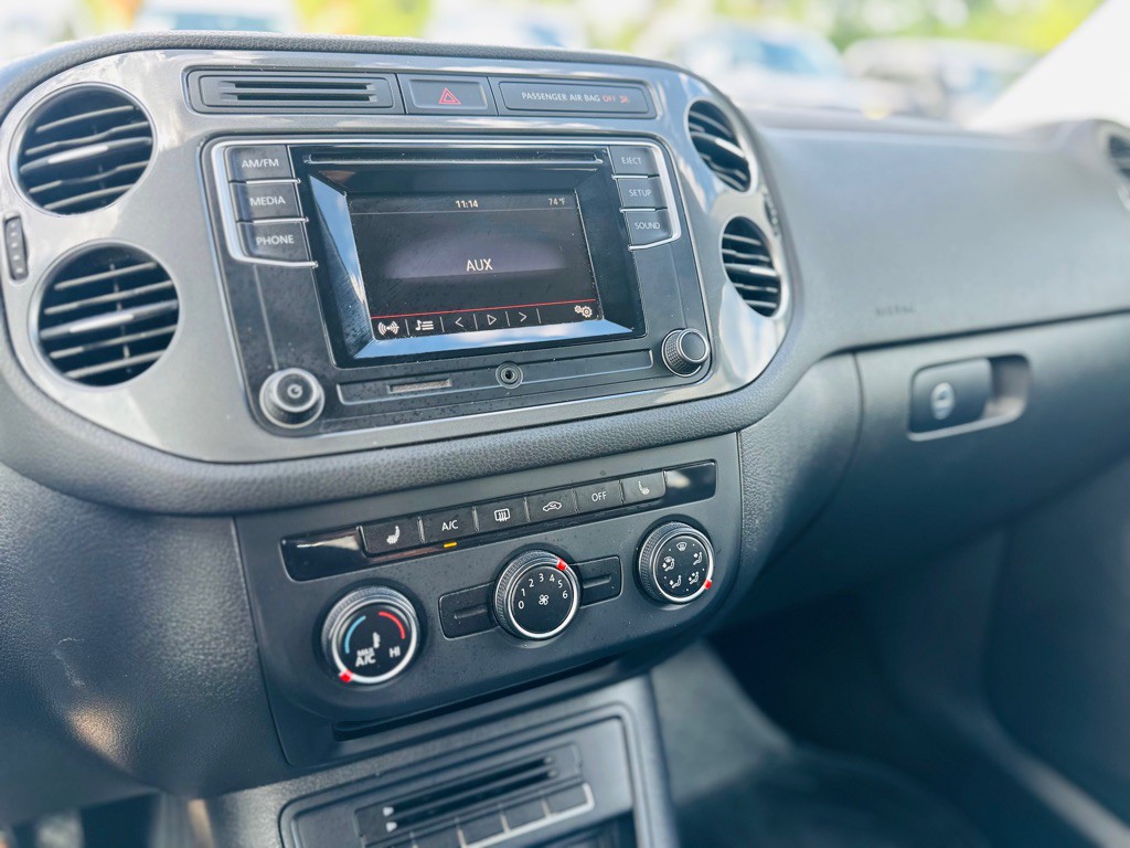 2016 Volkswagen Tiguan Image 17