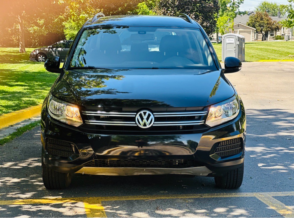 2017 Volkswagen Tiguan Image 2