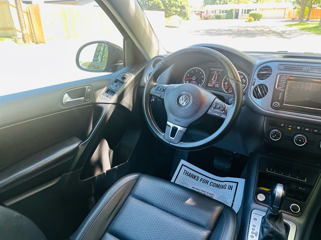 2017 Volkswagen Tiguan Image 14