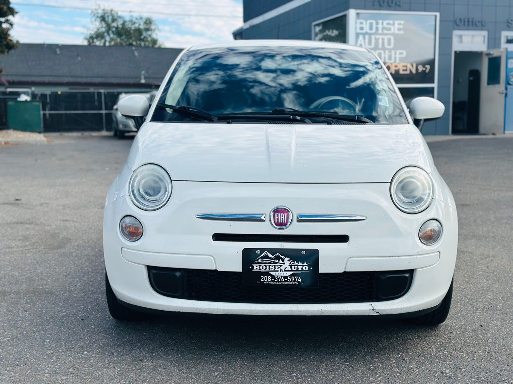 2012 FIAT 500 Image 2