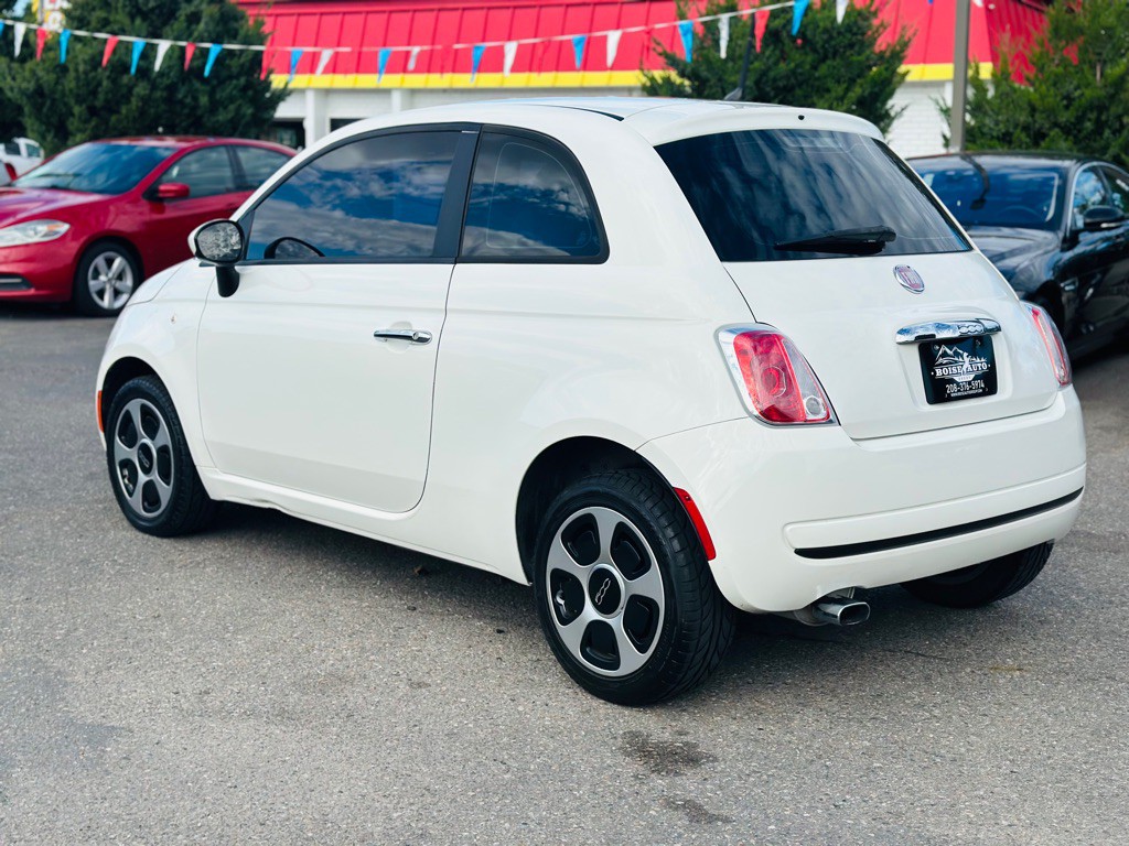 2012 FIAT 500 Image 5