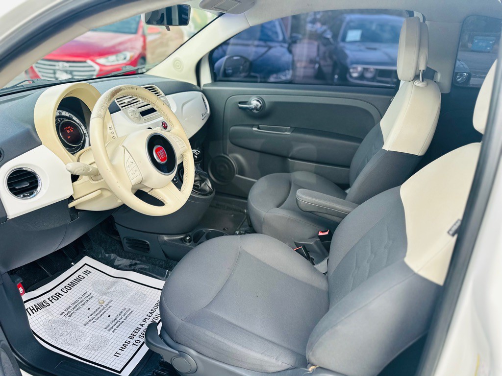2012 FIAT 500 Image 15