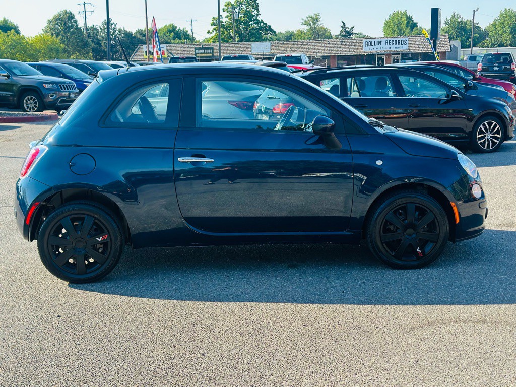 2013 FIAT 500 Image 8