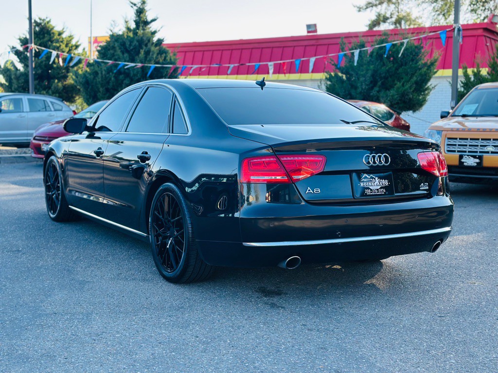 2012 Audi A8 Image 7