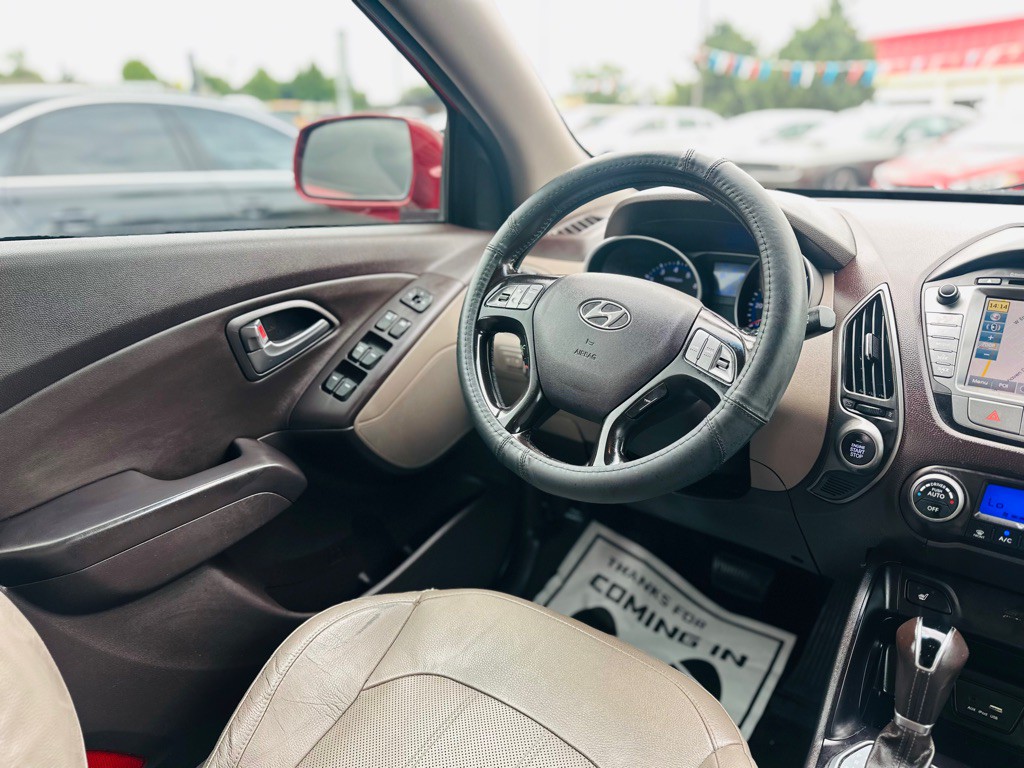 2015 Hyundai Tucson Image 14