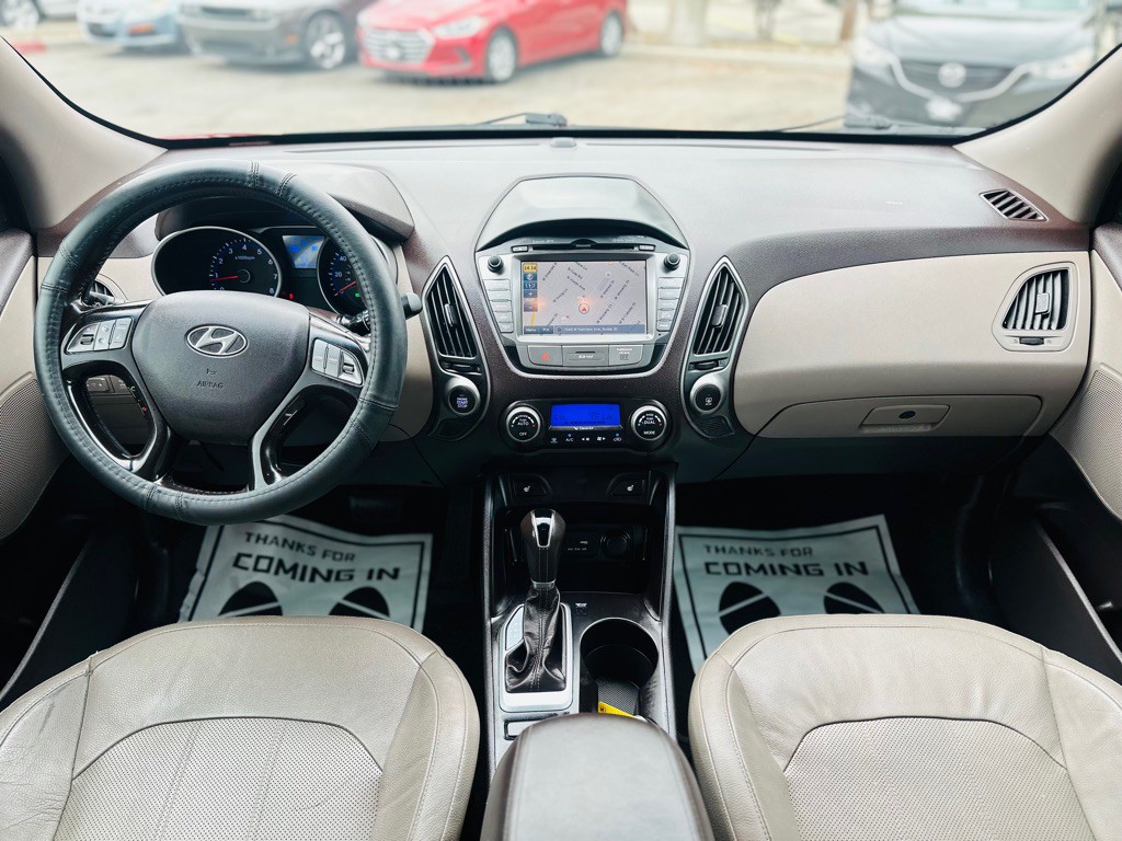 2015 Hyundai Tucson Image 15