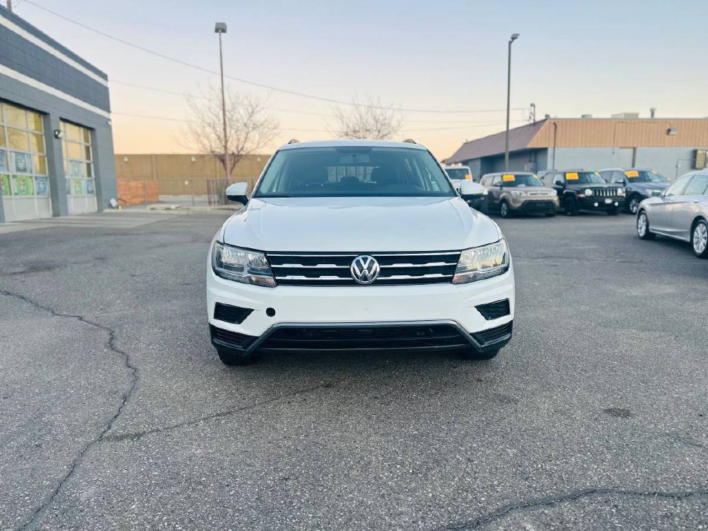 2018 Volkswagen Tiguan Image 2