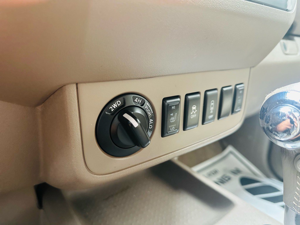 2017 Nissan Frontier Image 17