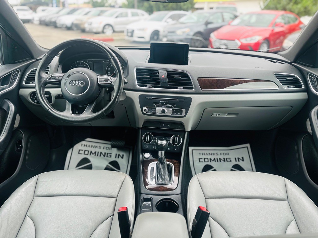 2016 Audi Q3 Image 9