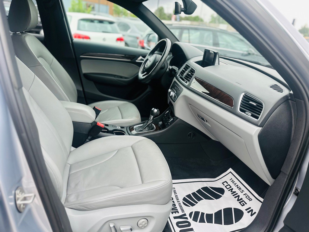 2016 Audi Q3 Image 16