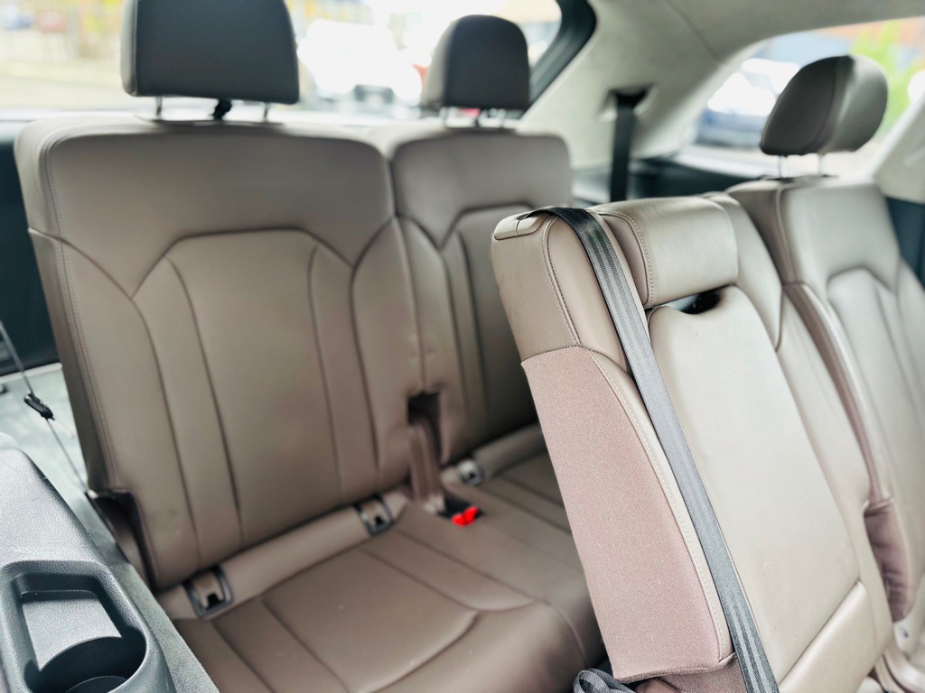 2019 Audi Q7 Image 10