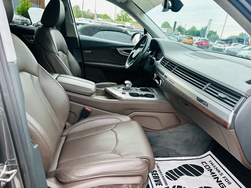2019 Audi Q7 Image 11
