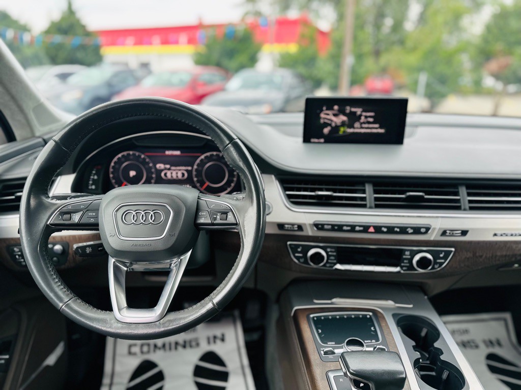 2019 Audi Q7 Image 17