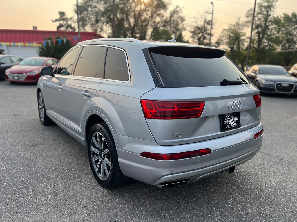 2017 Audi Q7 Image 5