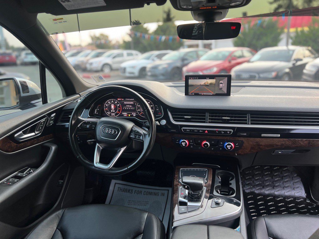 2017 Audi Q7 Image 12