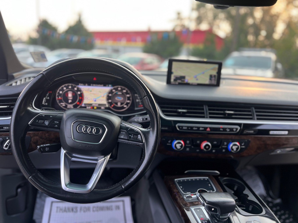 2017 Audi Q7 Image 17