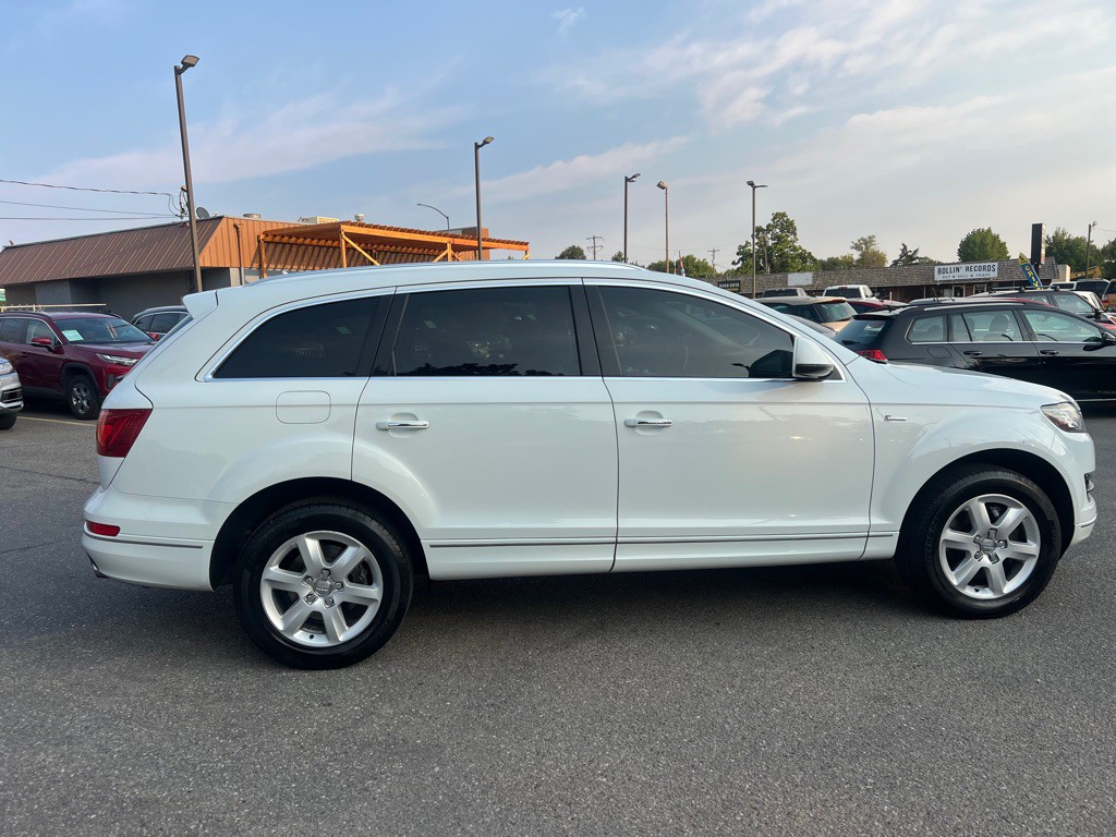 2015 Audi Q7 Image 8