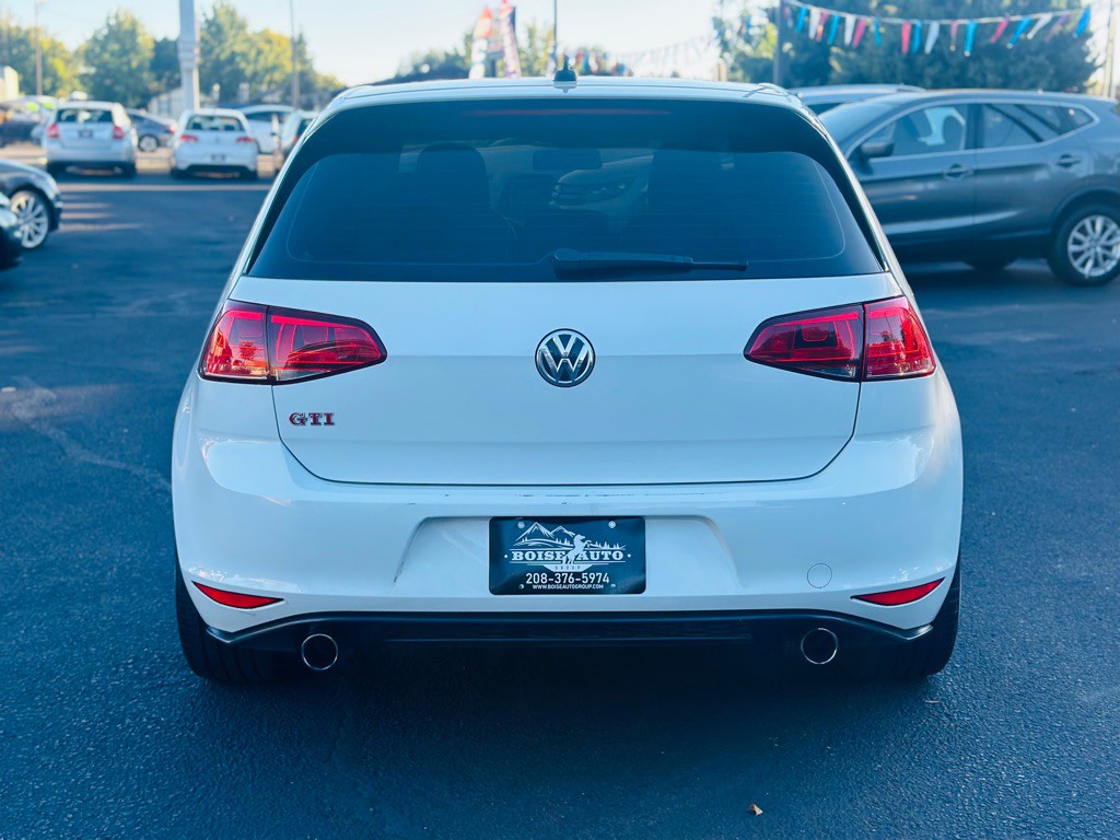2017 Volkswagen GTI Image 6