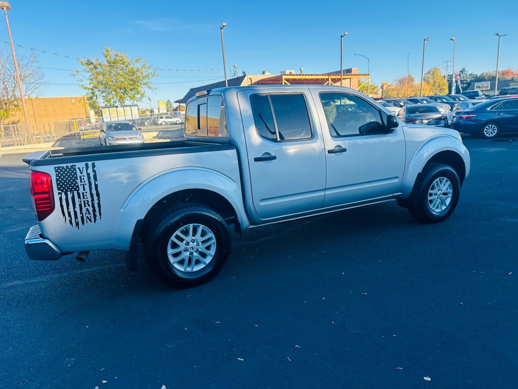 2018 Nissan Frontier Image 6