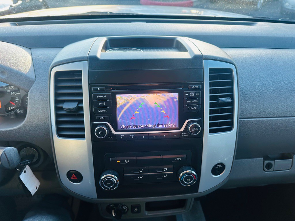 2018 Nissan Frontier Image 10